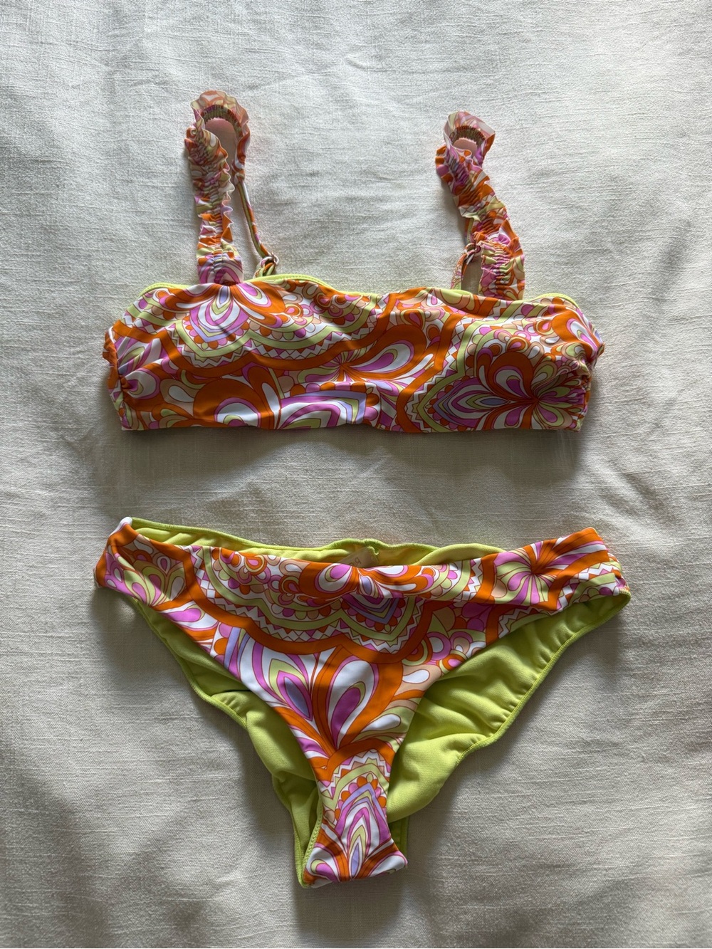 Raisins Colorful 2 piece NWOT Lrg